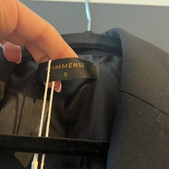 Blazer - Picture 2 of 4